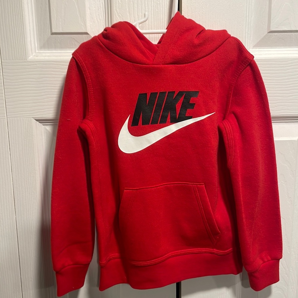 Nike sweater for boys 3T